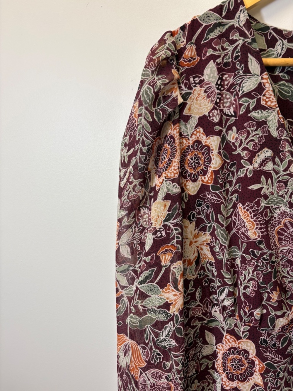 BB Dakota Burgundy Floral Romantic Wrap Flirty Mini Dress Boho Cottagecore Sz Lg - Picture 5 of 8